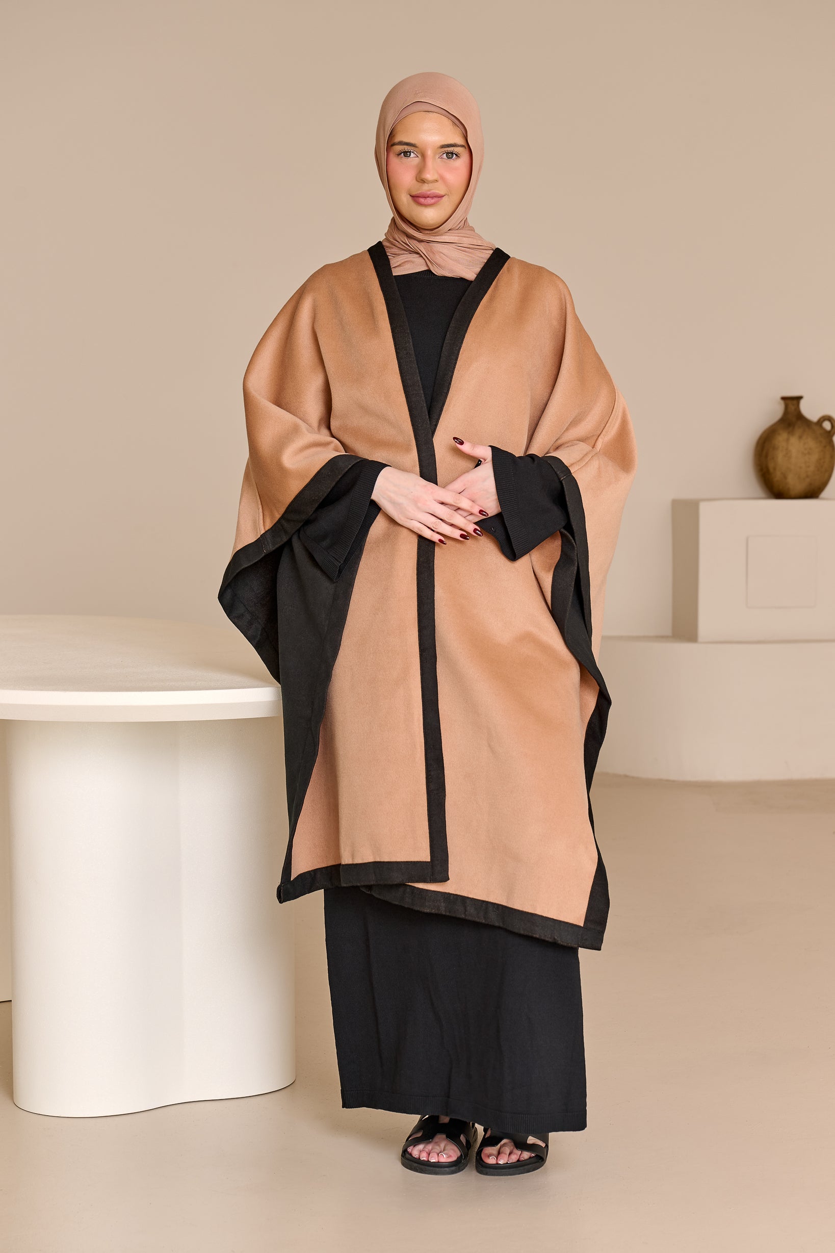 61240-TBL-poncho-outerwear