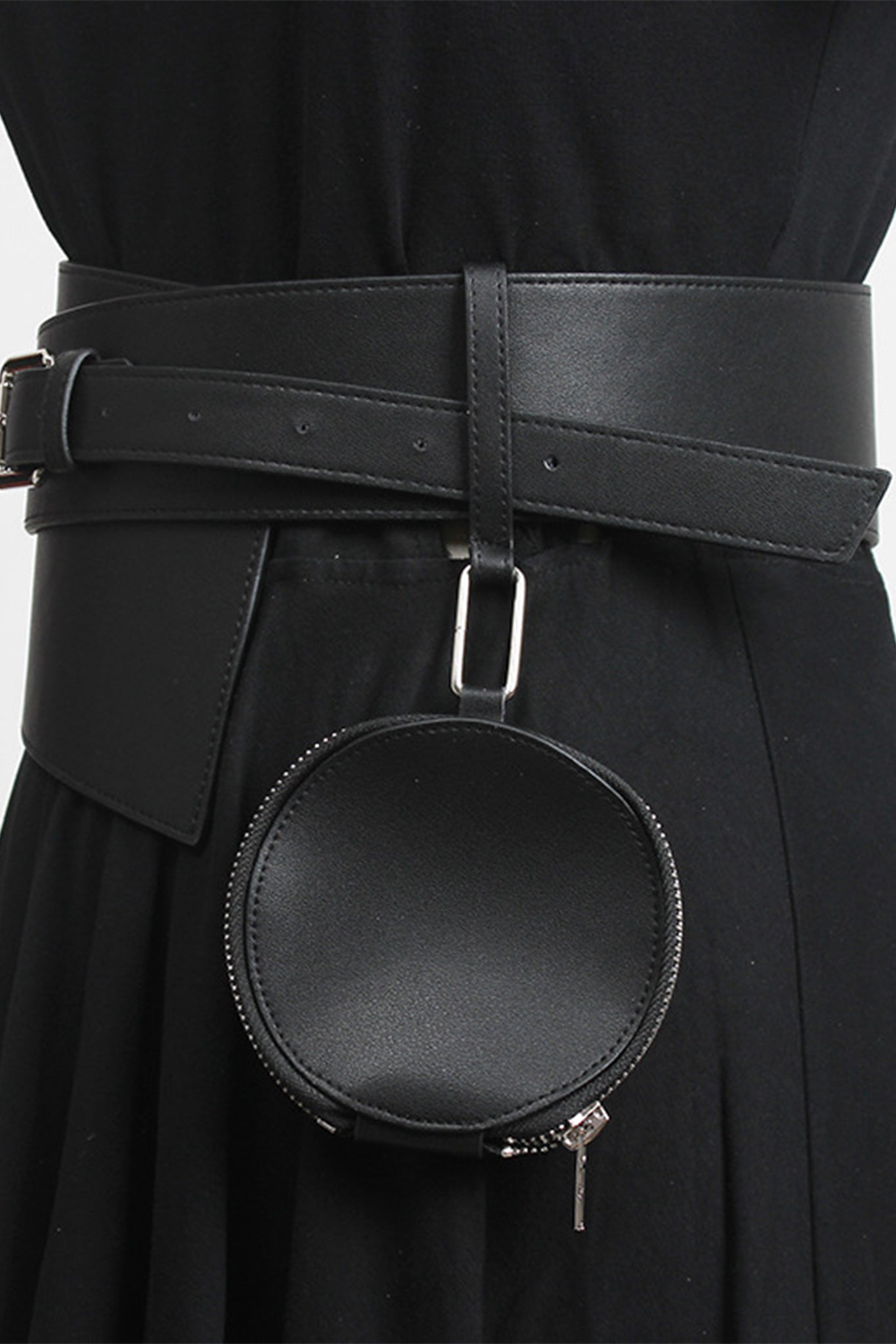 BLT009Black-belt-accessories