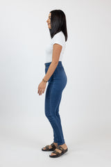 CGJ1604-denim-jeans