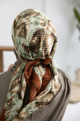 CSS001-2-crinkled-square-hijab