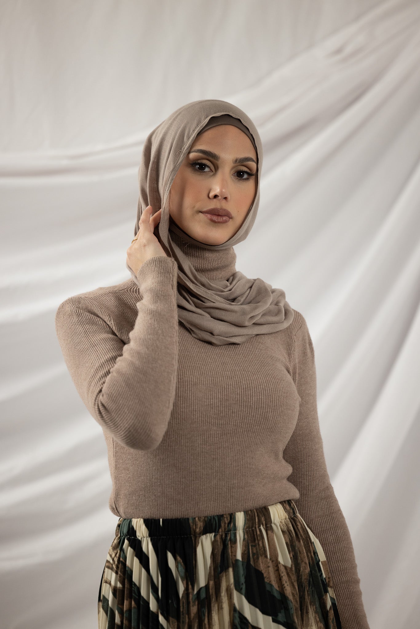 K2221945-MOC-skivvy-top-knit