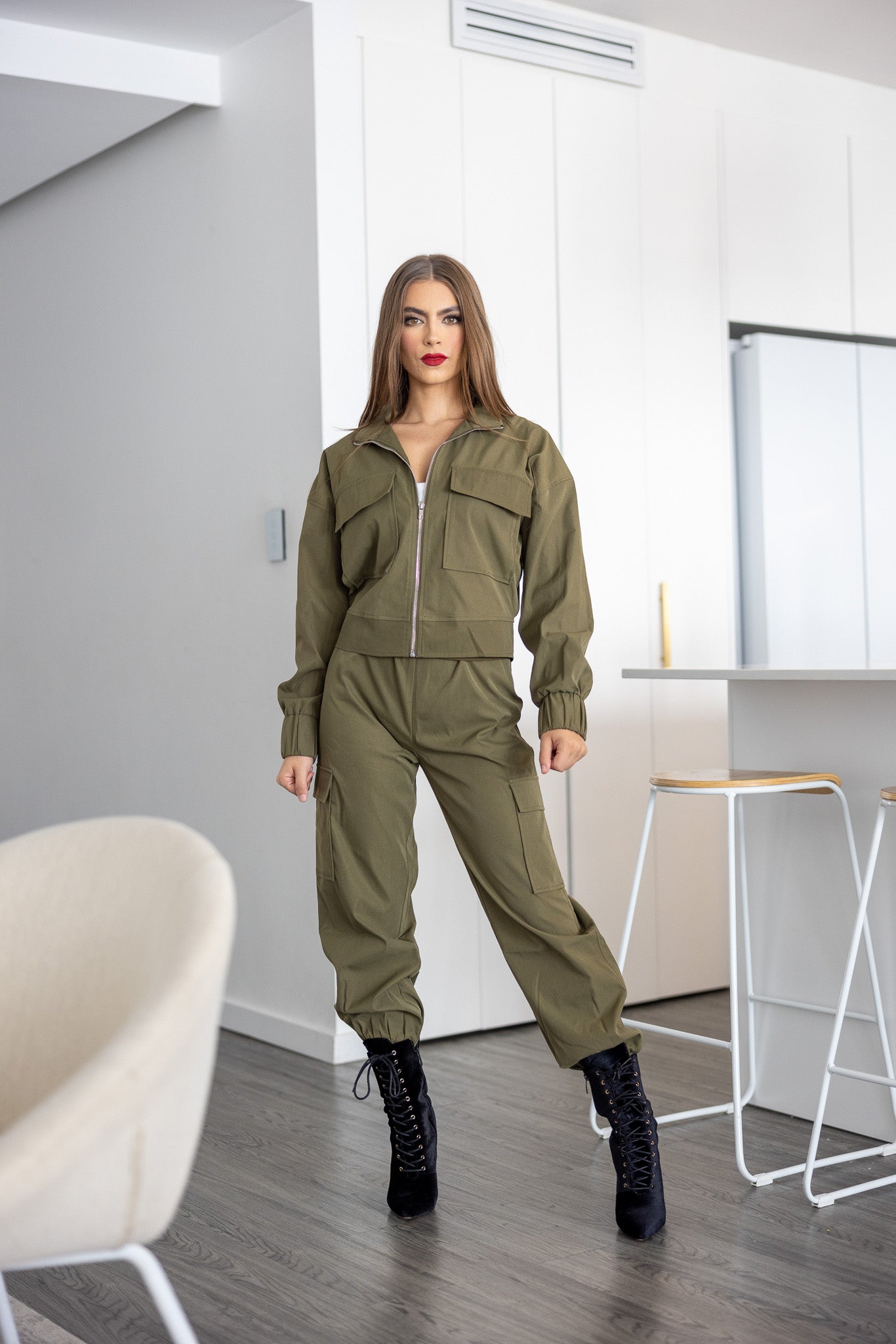 M00086Khaki-pants-cargo