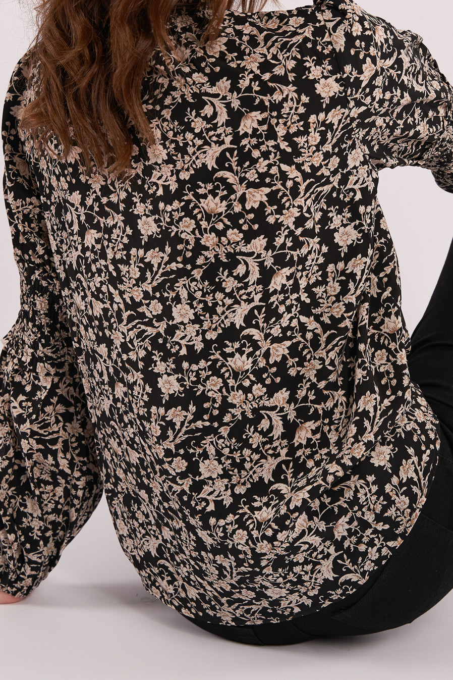 M00166BlackFloral-blouse-top