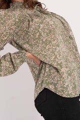 M00166SageFloral-blouse-top