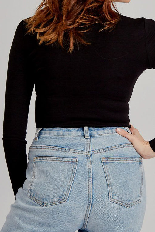 M00178Black-basic-top
