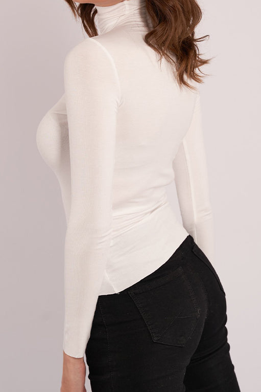 M00178OffWhite-basic-top