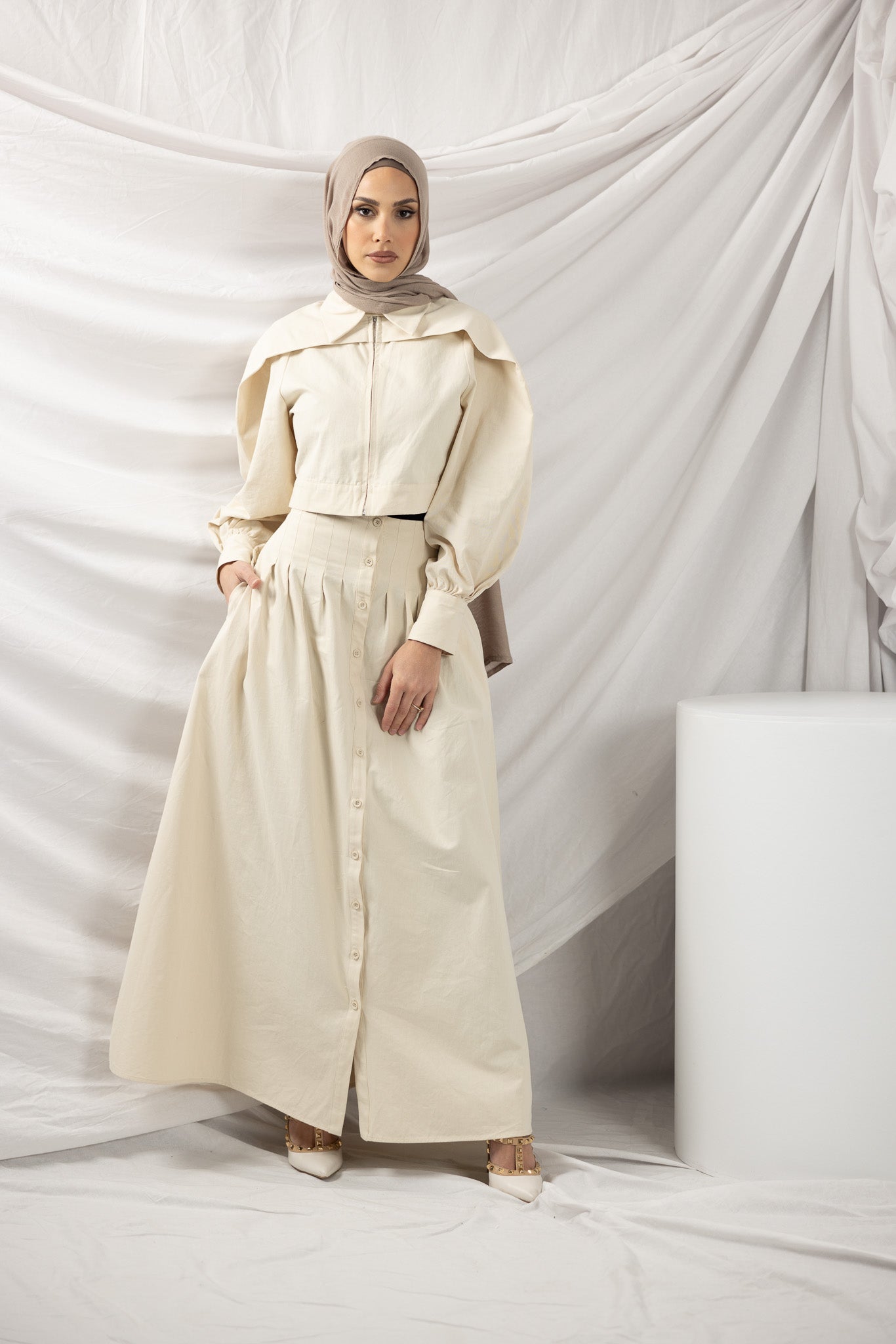 M7856Beige-jacket-crop