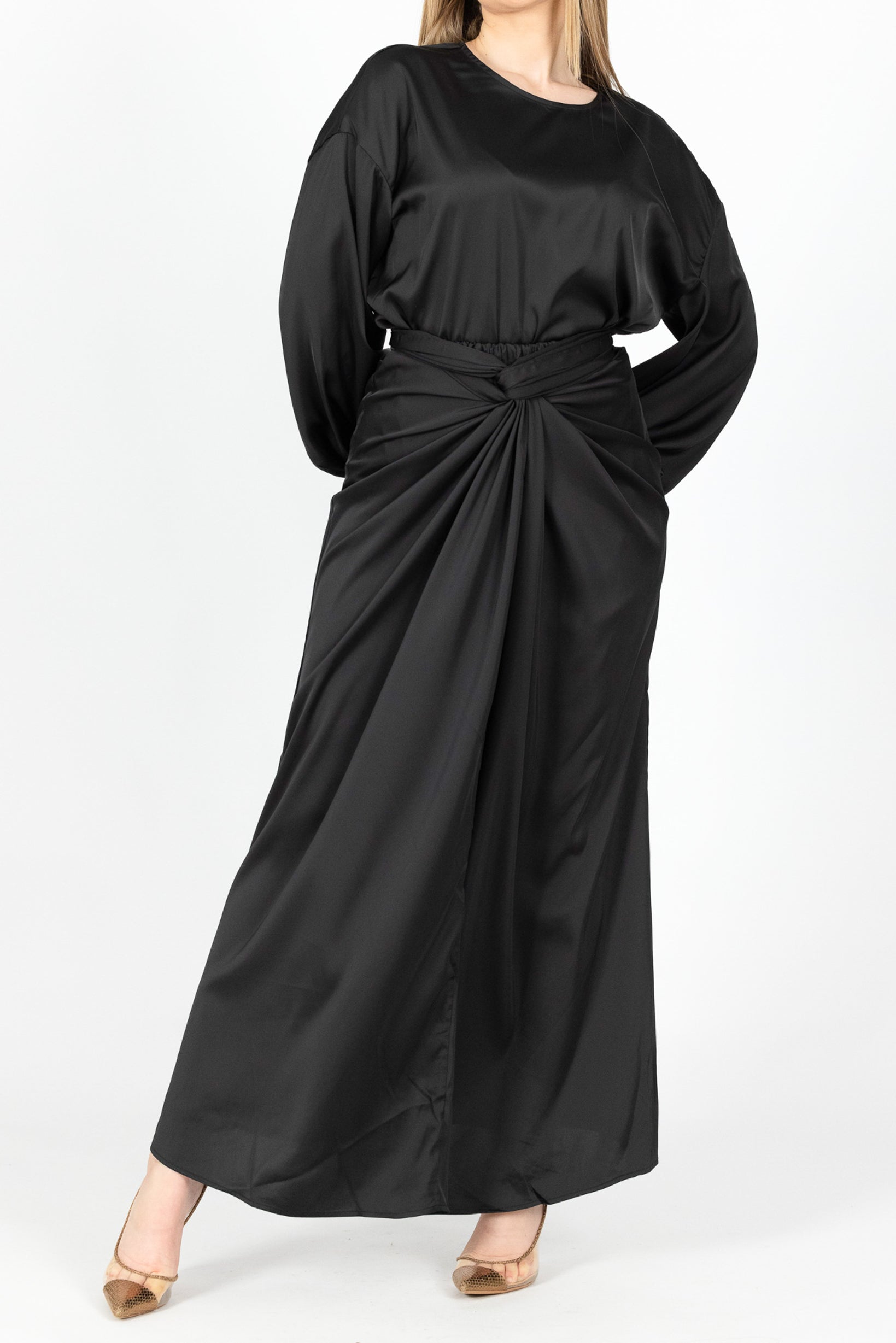 M7943Black-skirt