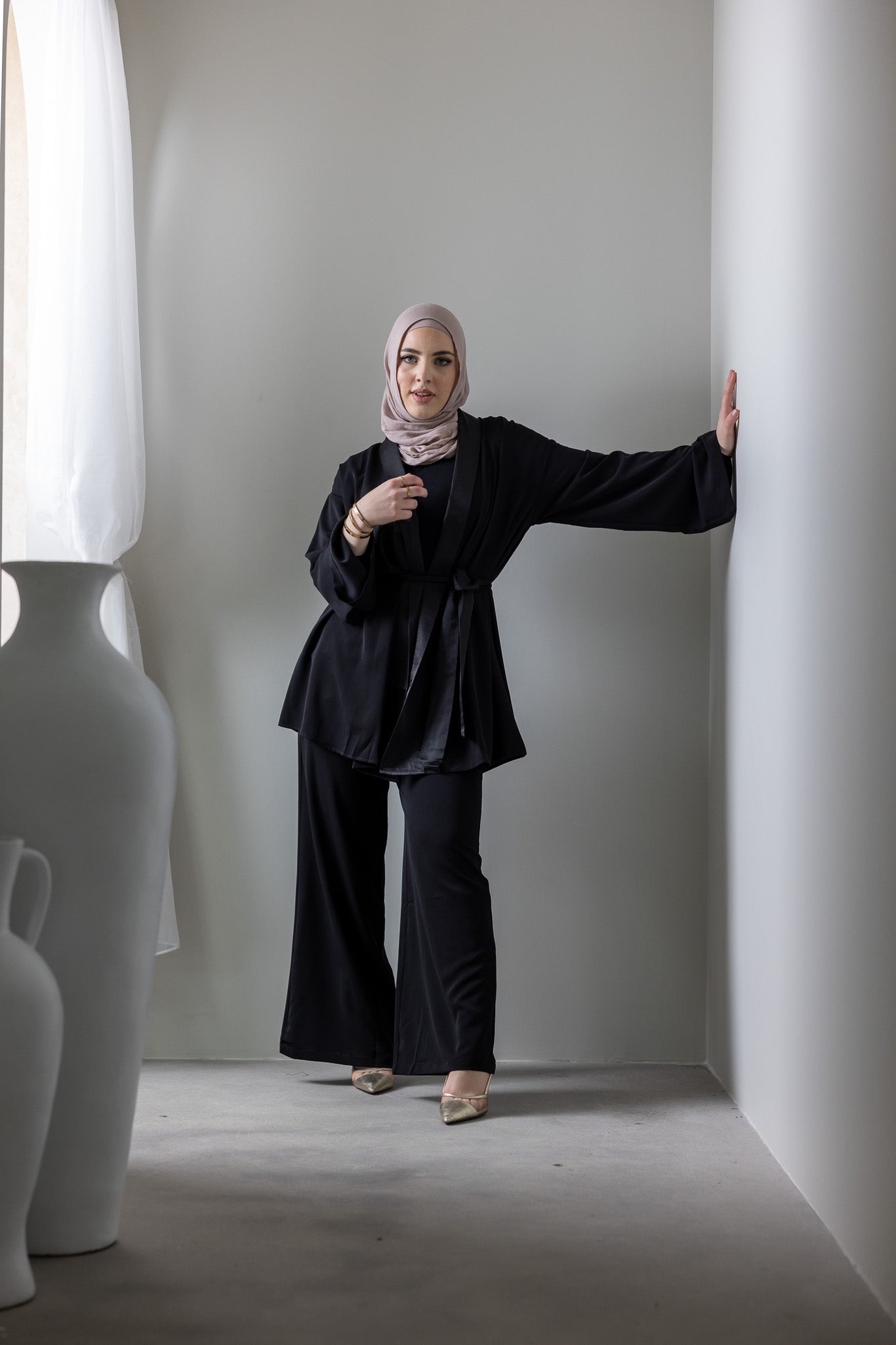 M8213Black-wrap-jacket