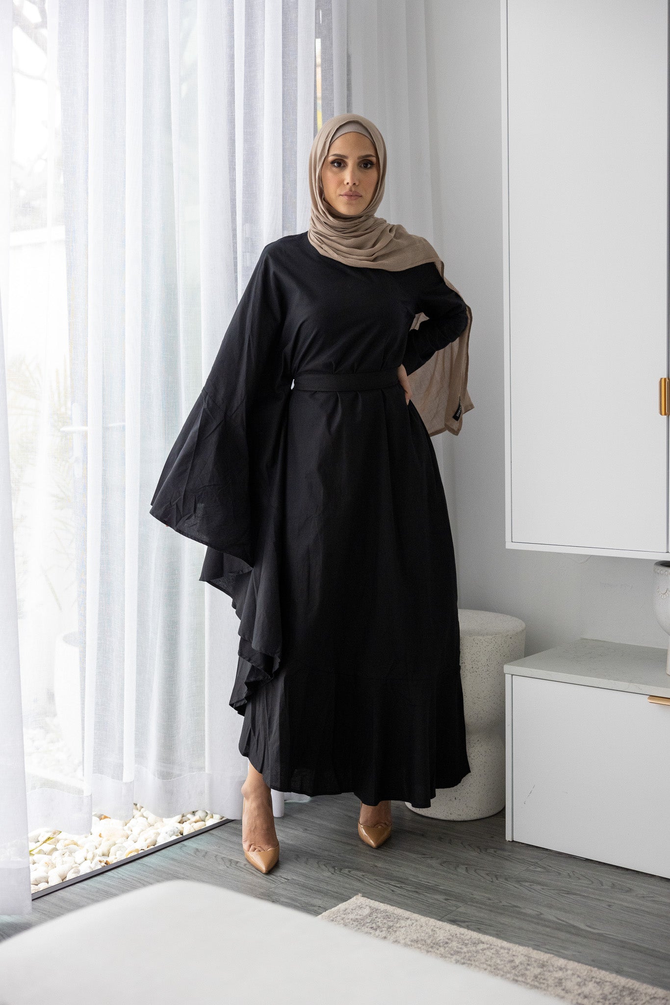 M8216Black-dress-abaya