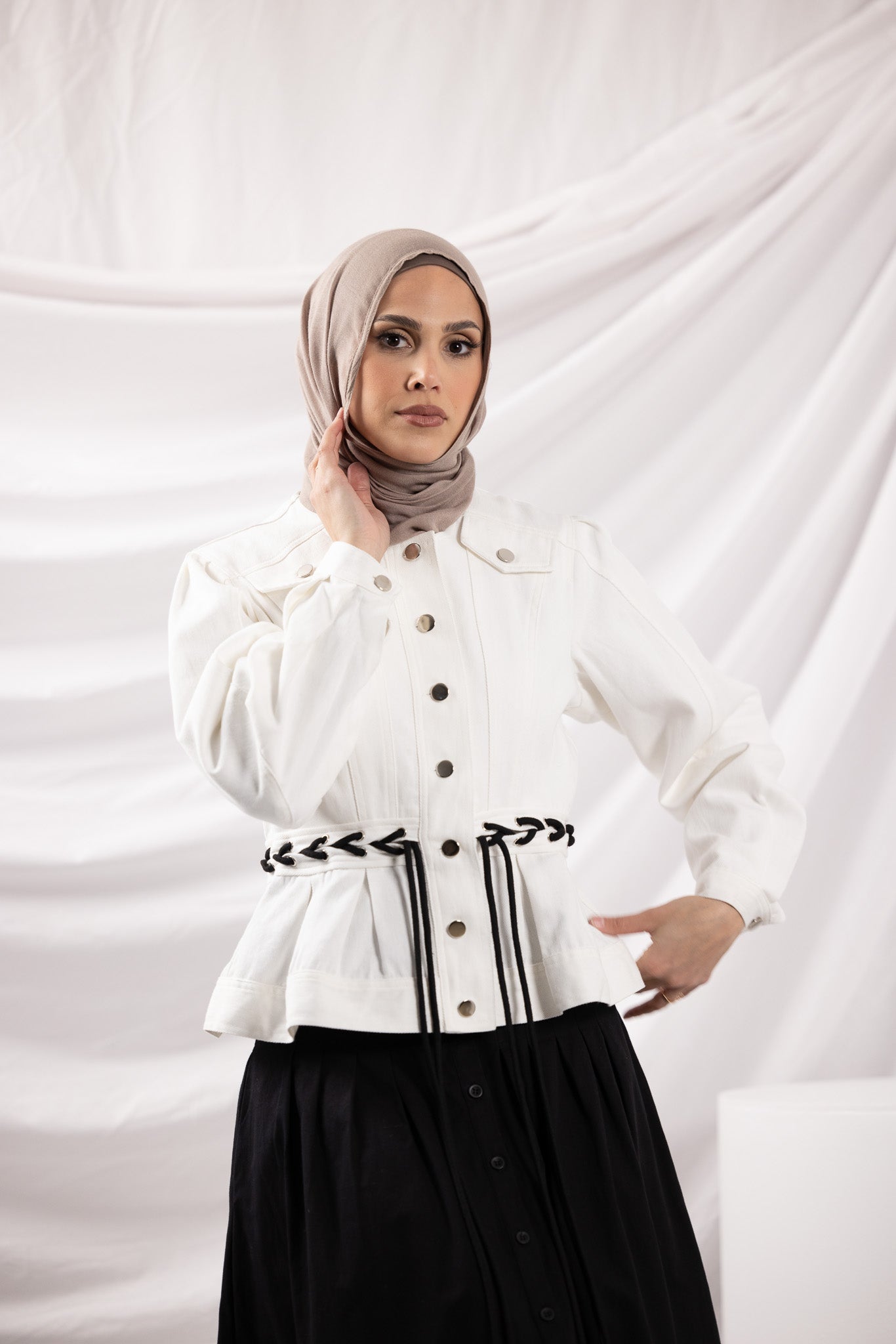 M8259-WHI-jacket-denim