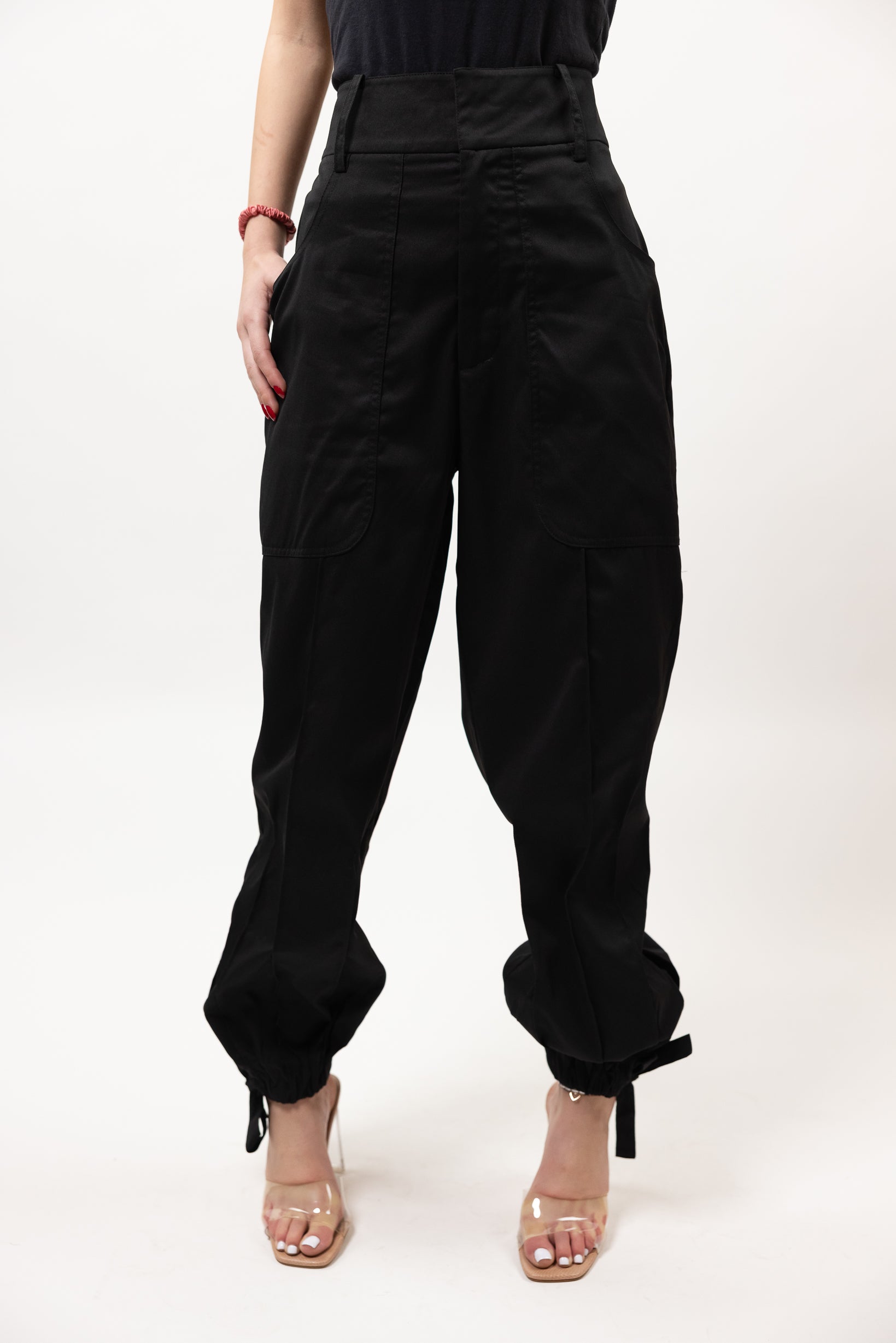 M8273Black-chino-pants