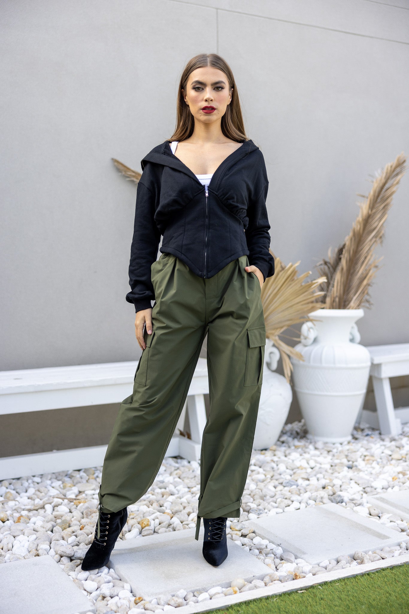 M8337Khaki-pants-cargo