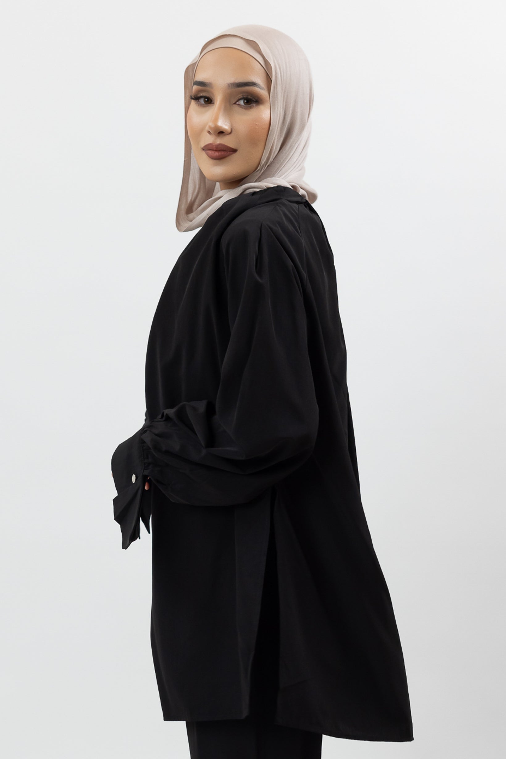 M8339Black-top