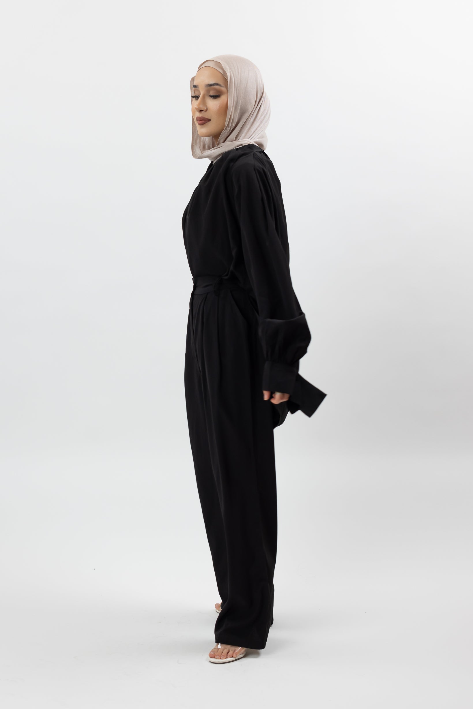 M8340Black-pants