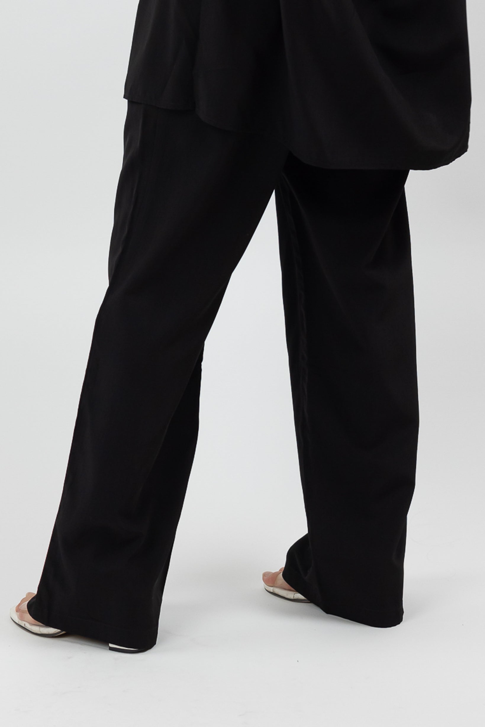 M8340Black-pants