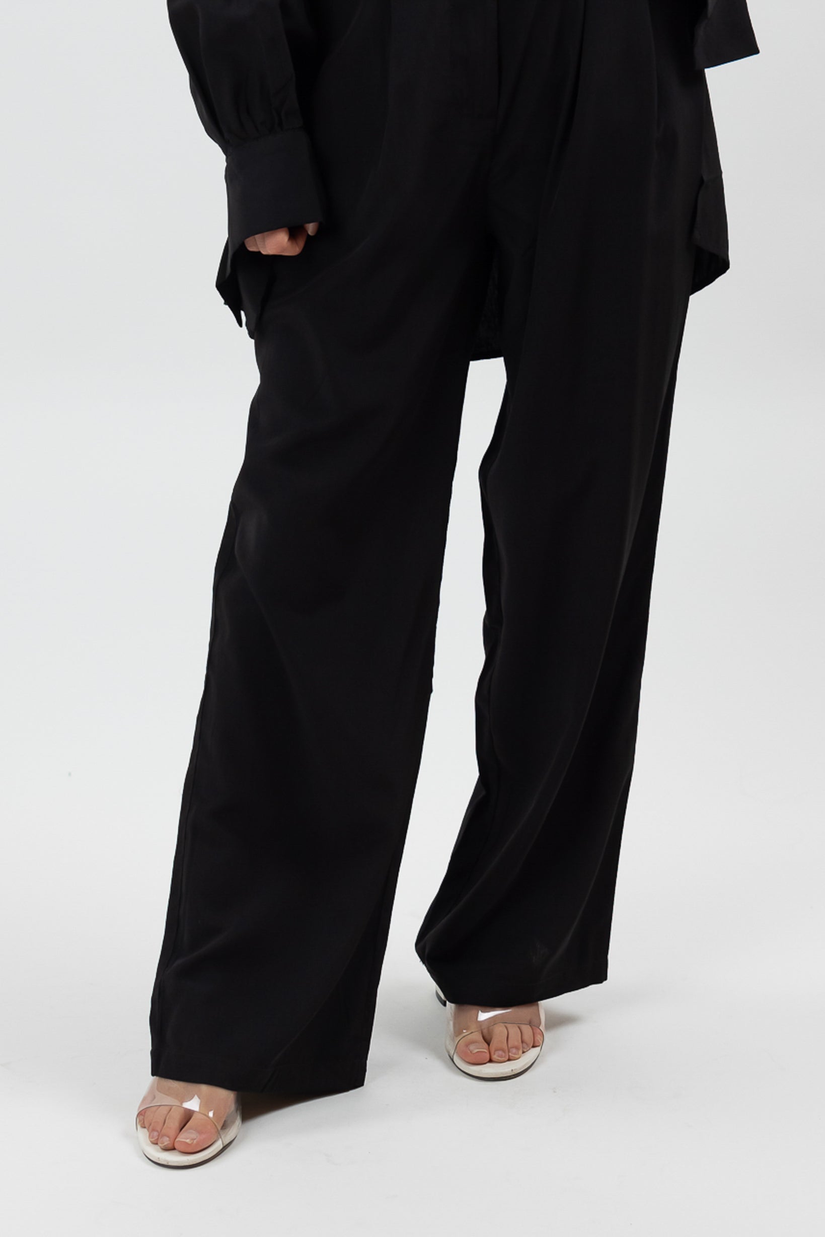 M8340Black-pants