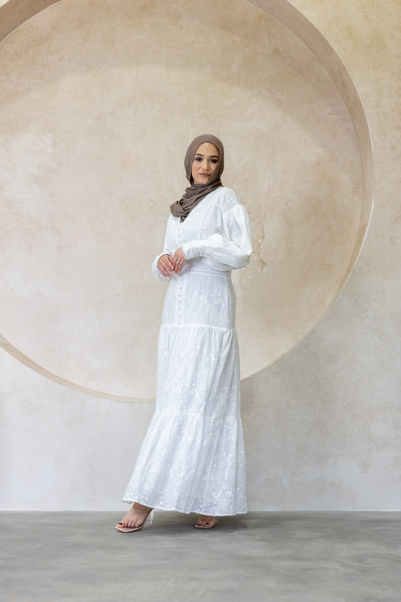 M8343White-dress-abaya