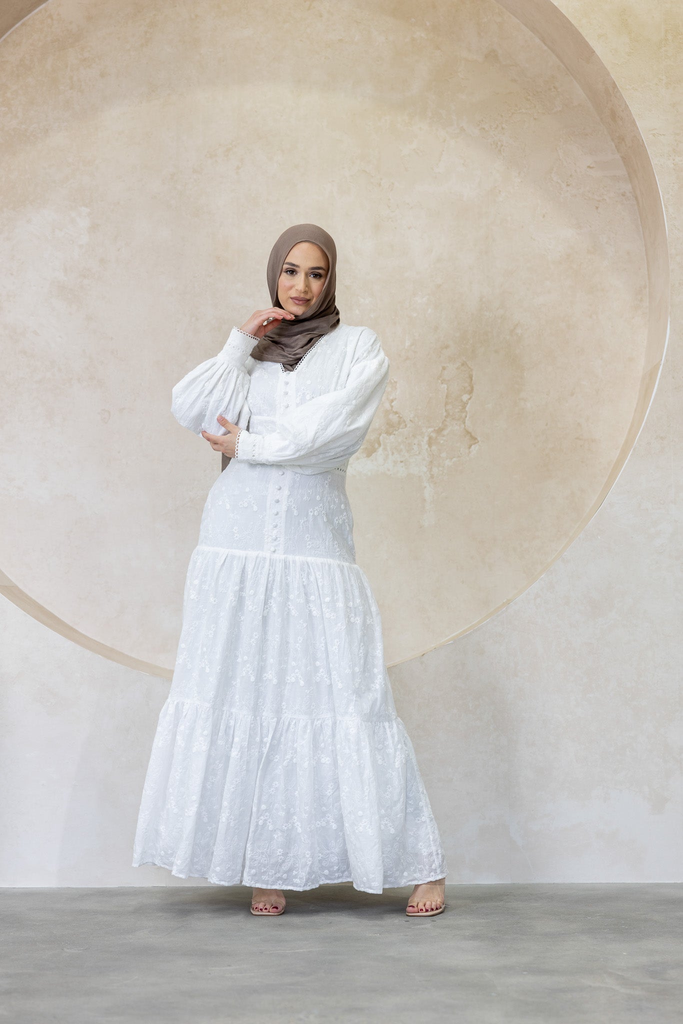 M8343White-dress-abaya