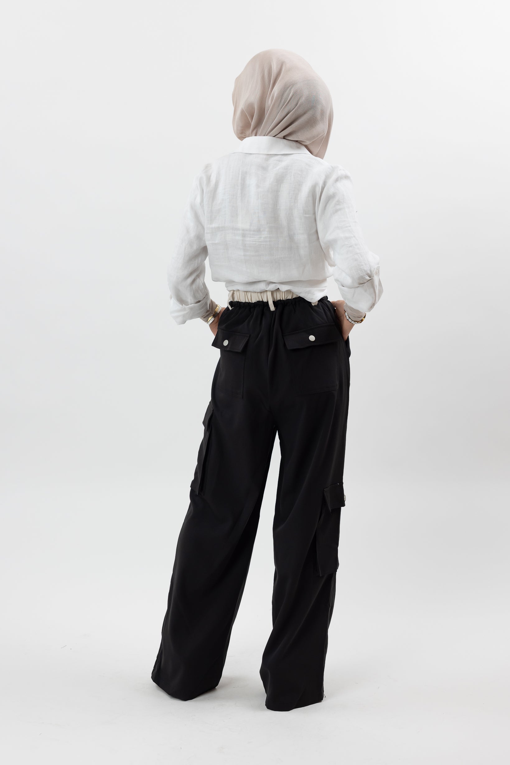 M8436Black-pants-cargo