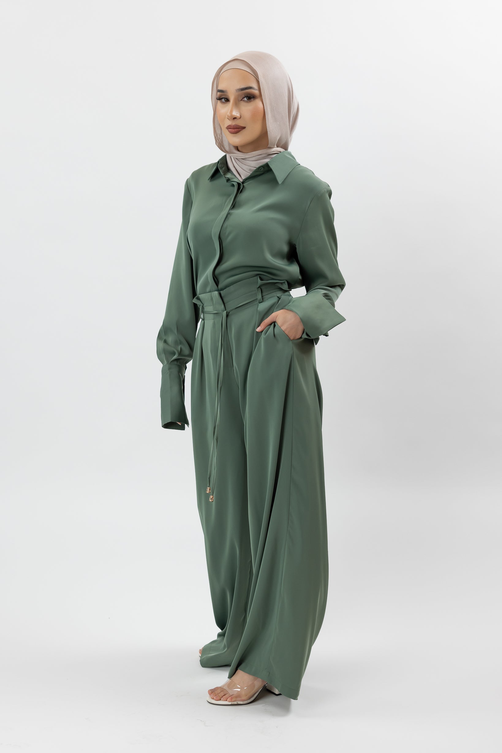 M8510Khaki-pants