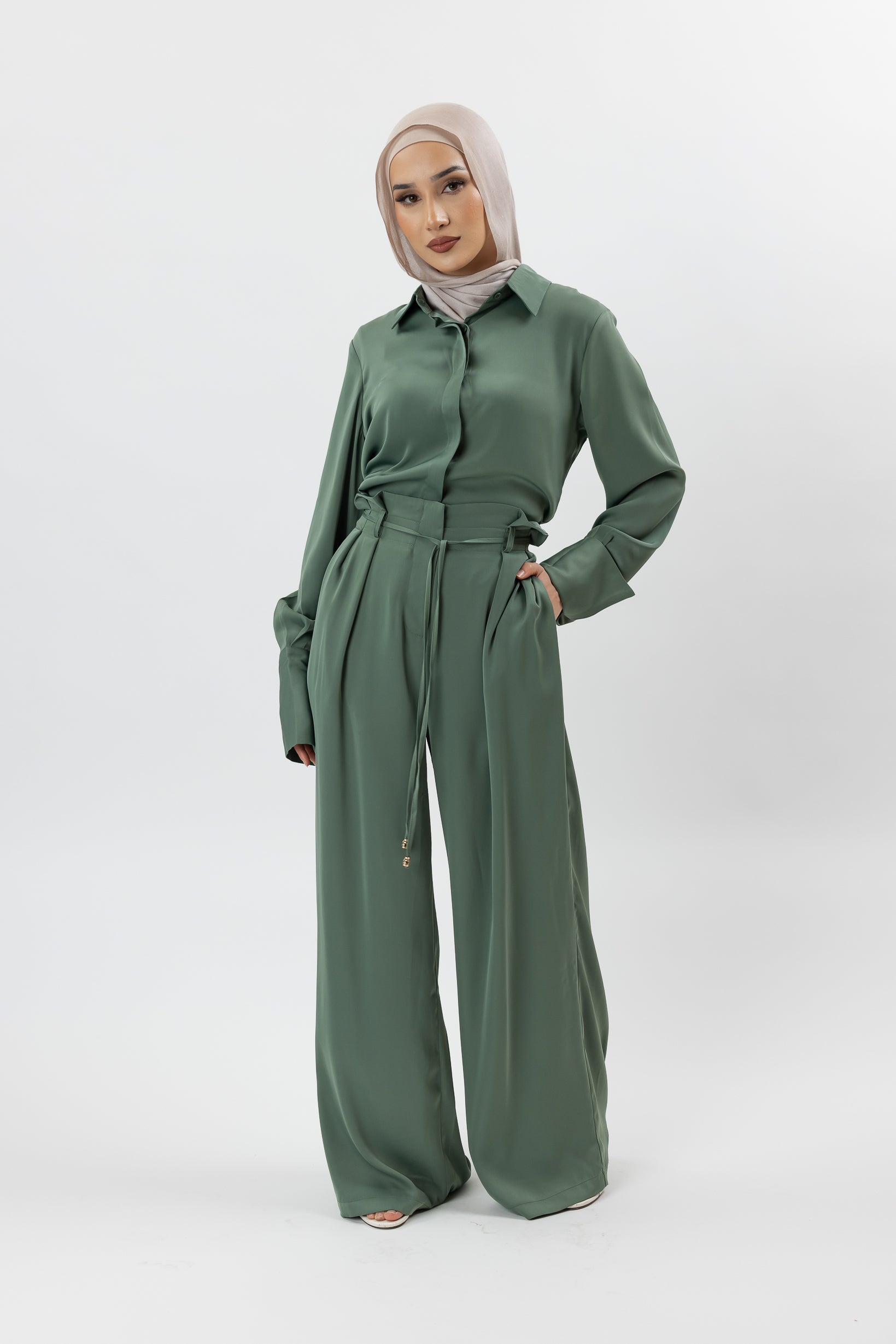 M8510Khaki-pants