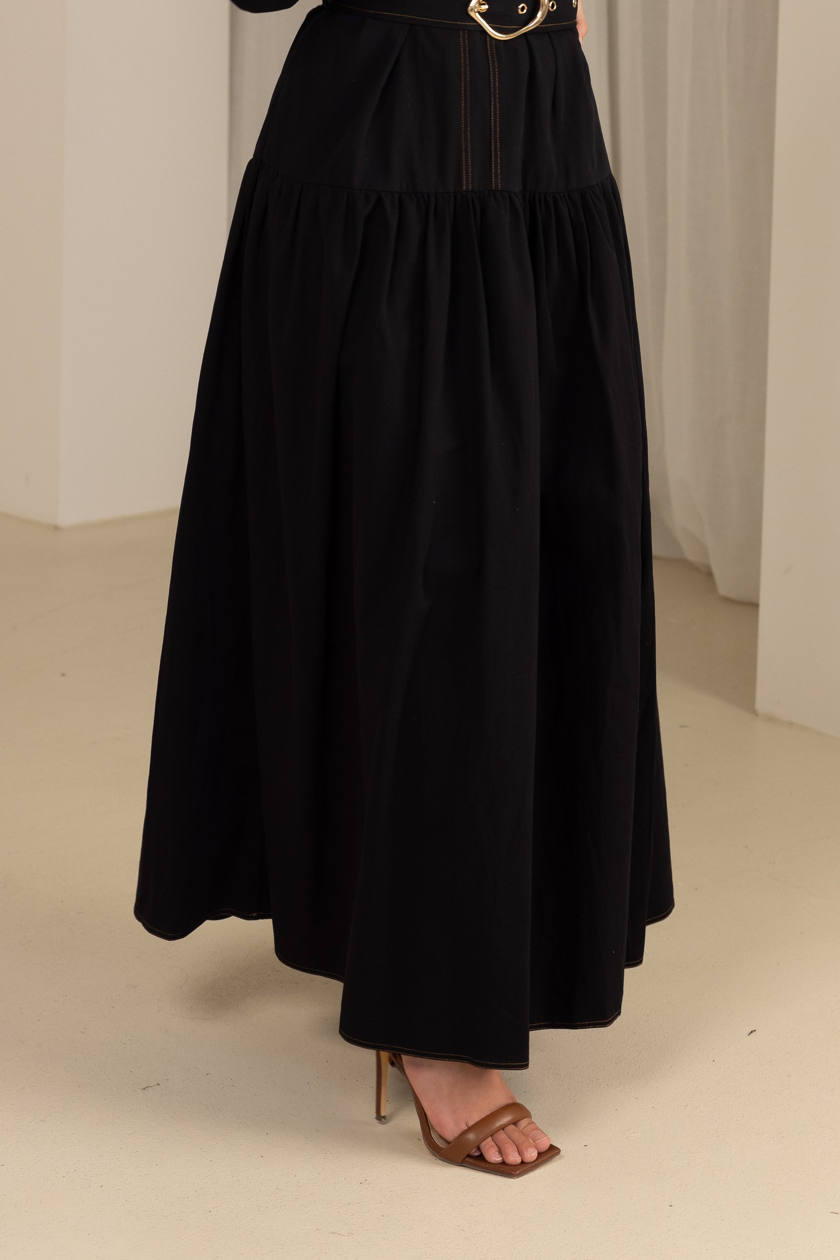 M8549Black-maxi-dress