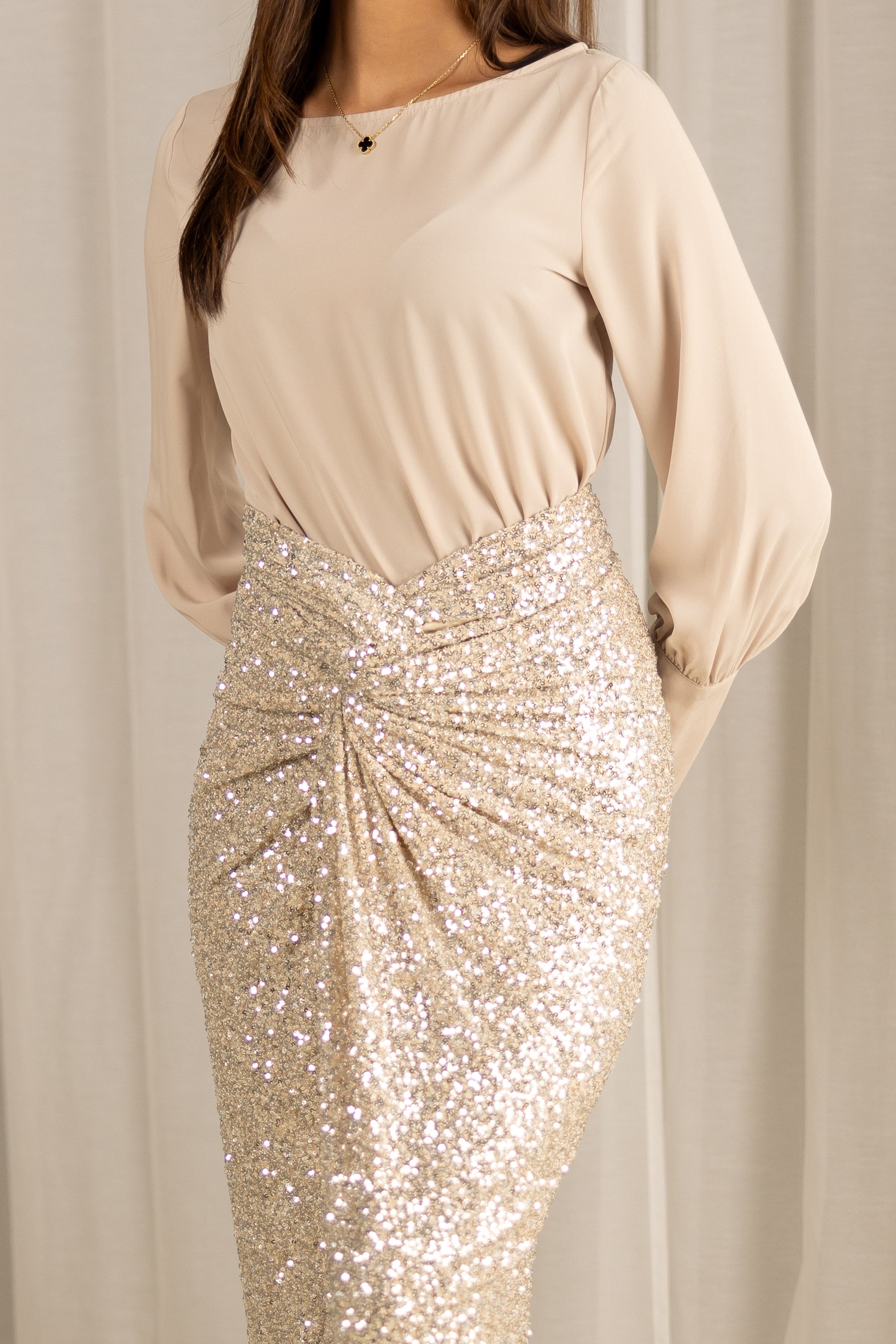 M8906Gold-skirt