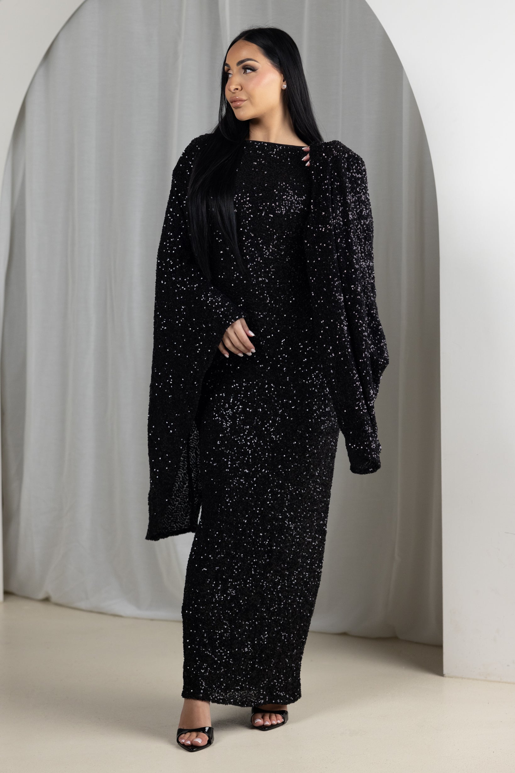 M8921Black-dress-abaya
