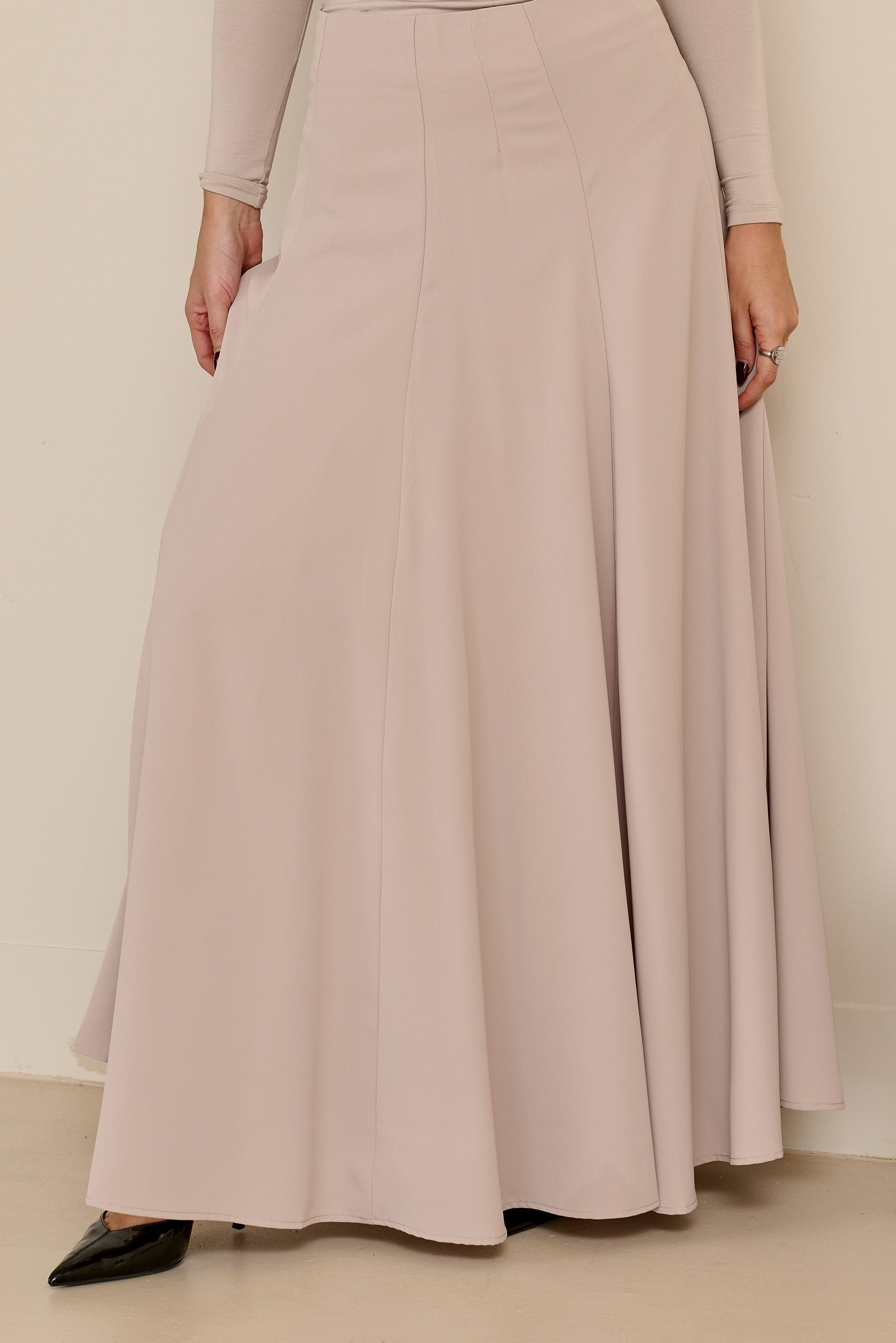 M9241-STN-skirt-bottom