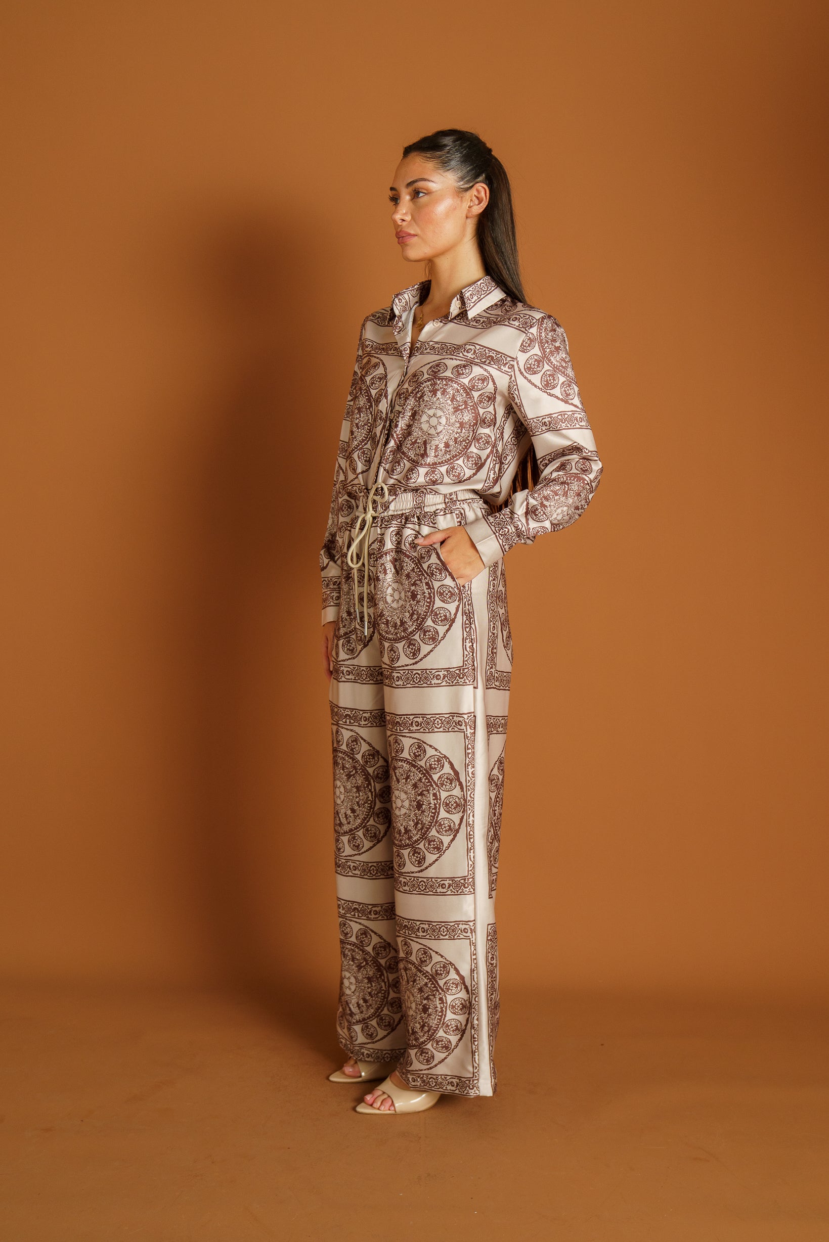 M9347brownprint-shirt-top