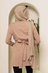 Modelle/Move Dana Split Tie Top
