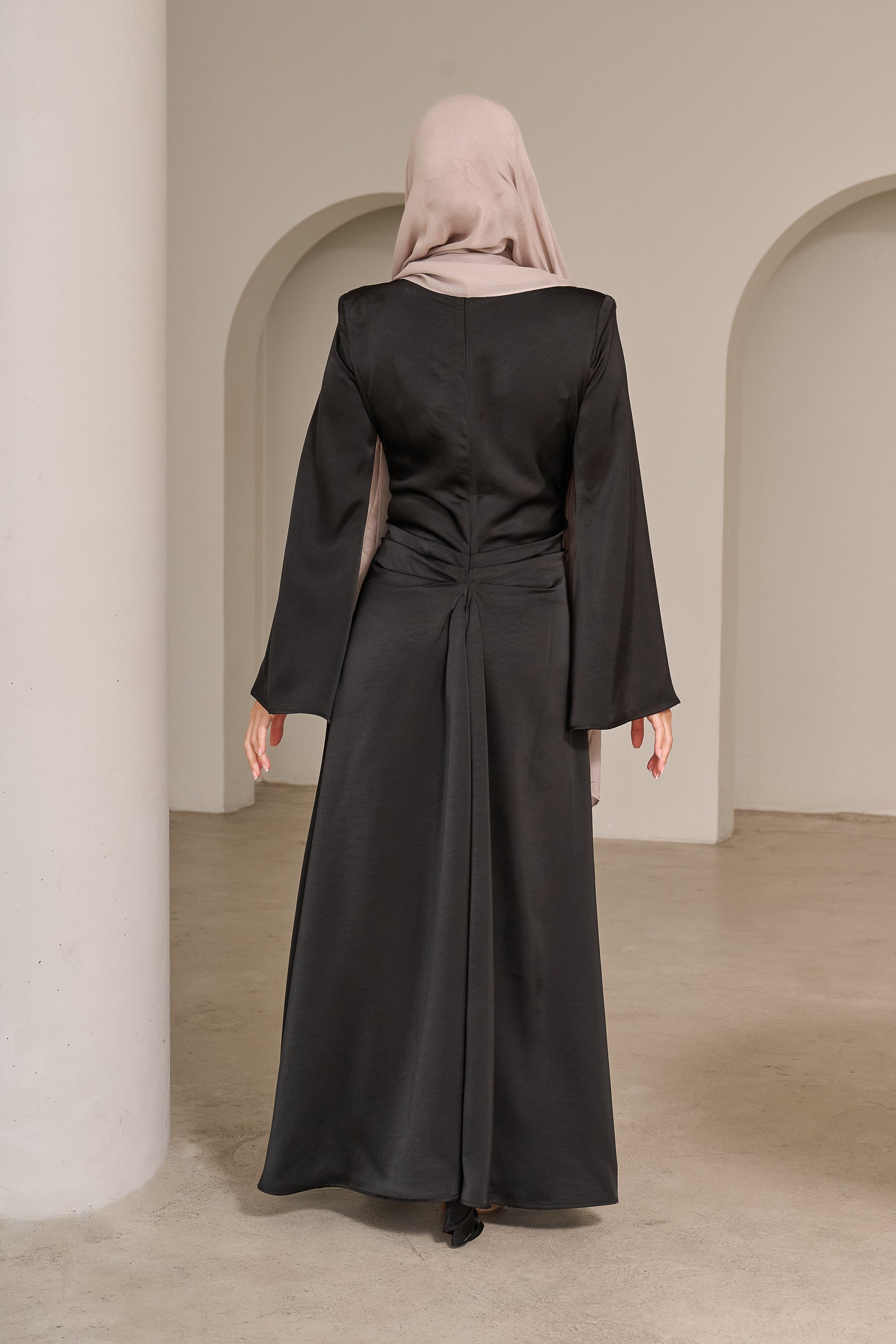 M9527-BLK--maxi-dress