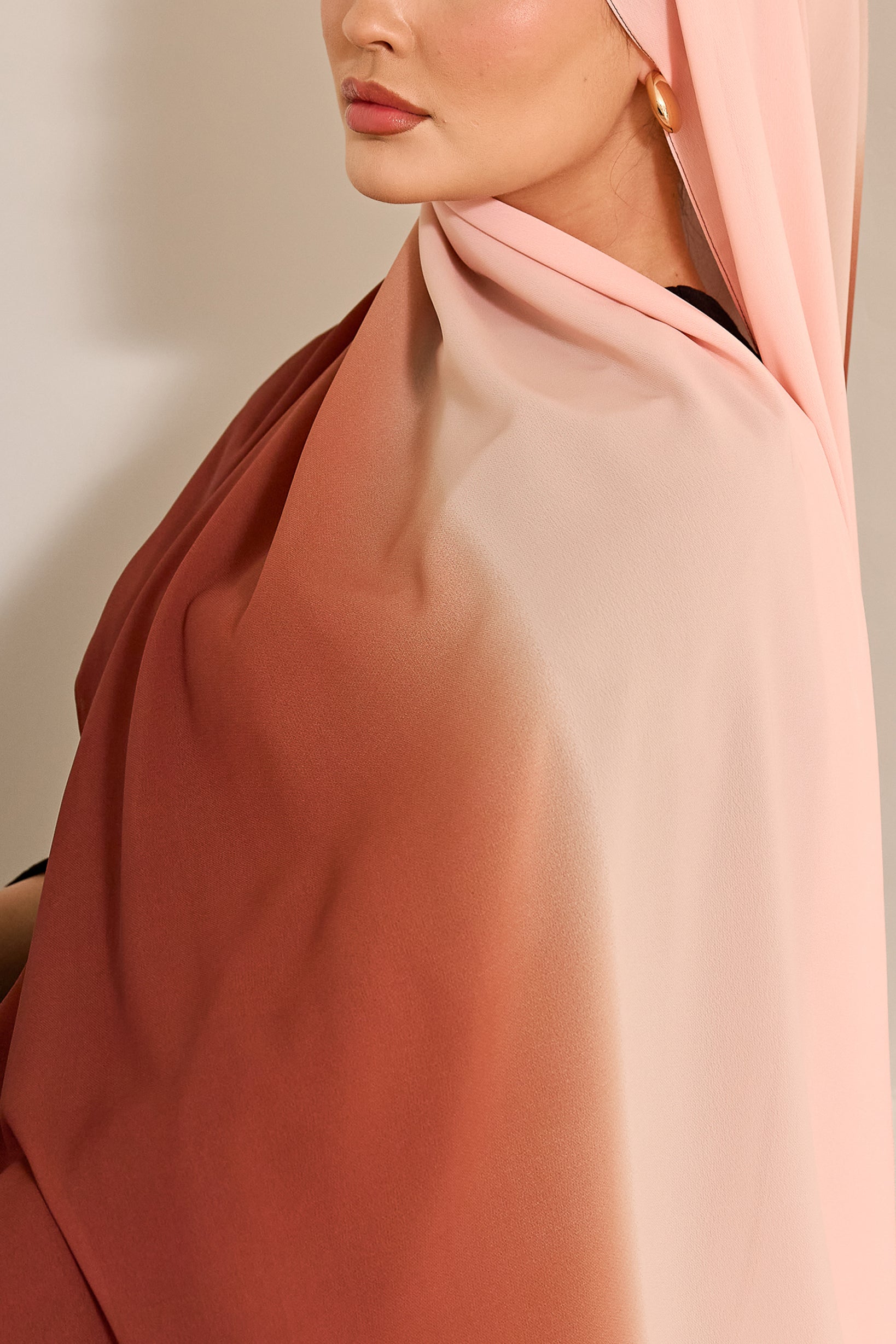 OCS001_rust-shawl-hijab