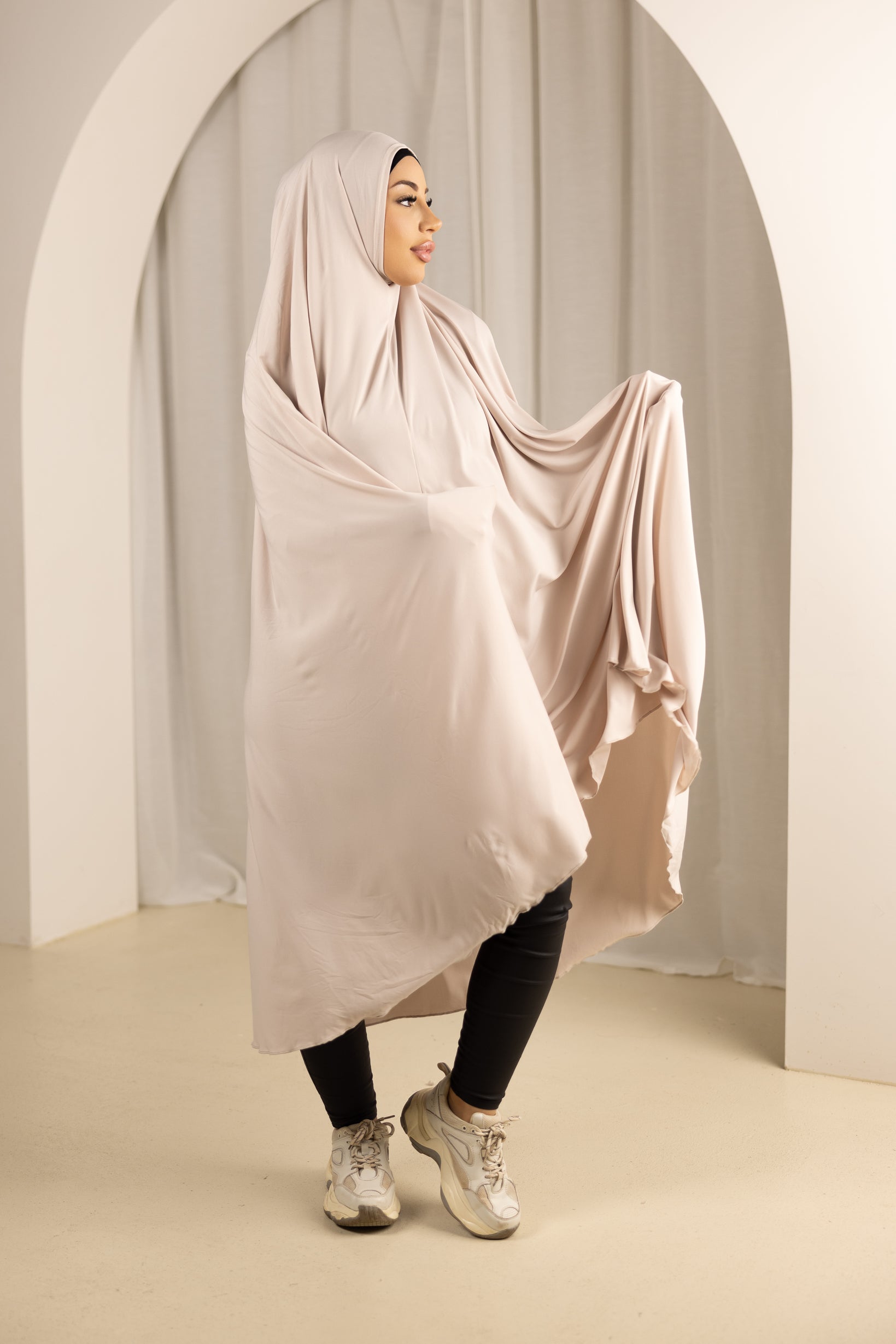 Jilbab - Shades of Nude