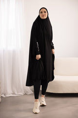 SC00034ABlack-jilbab-move
