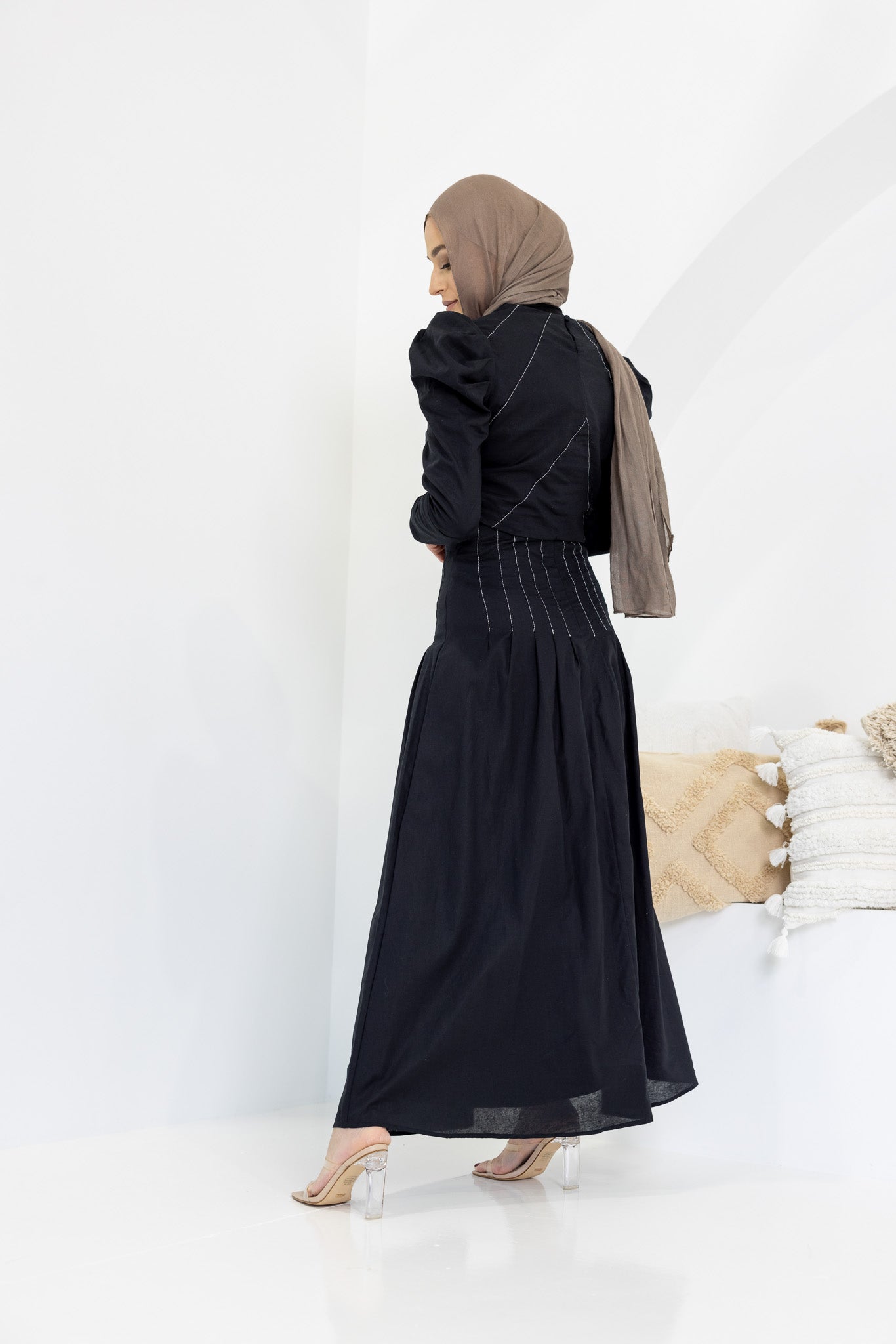 SM8298-BLK-skirt-top-set