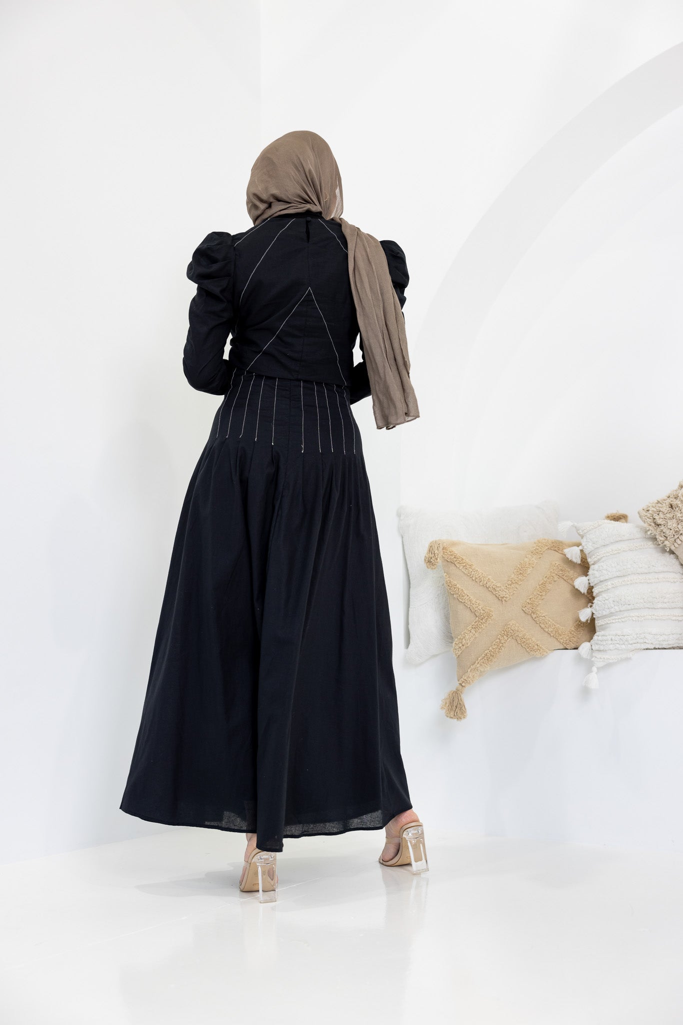 SM8298-BLK-skirt-top-set