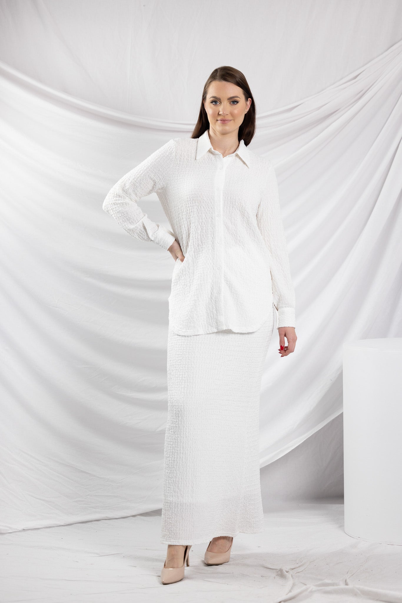 SM8399White-shirt-skirt-set