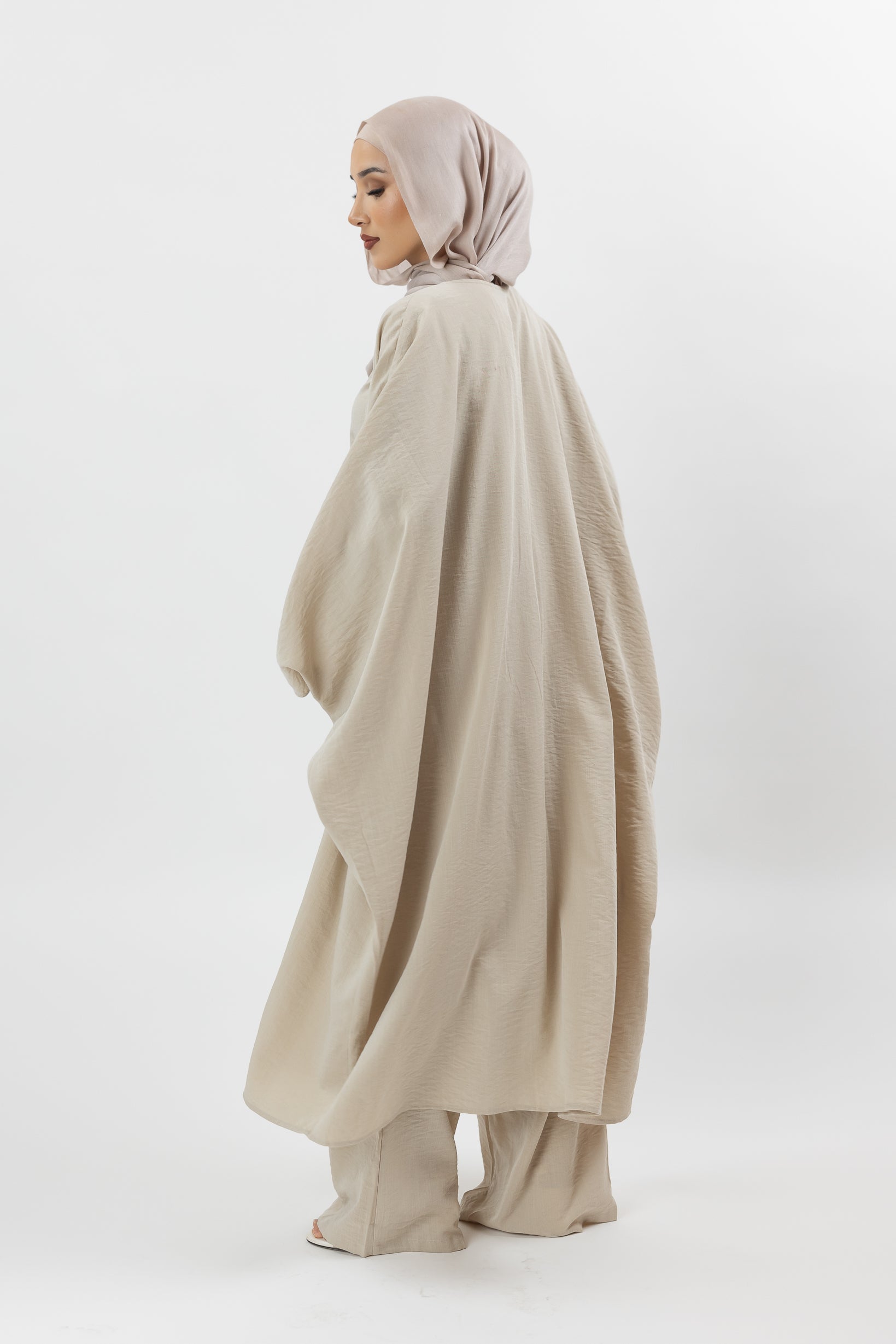 SM8560Beige-top-pants-cardigan-set
