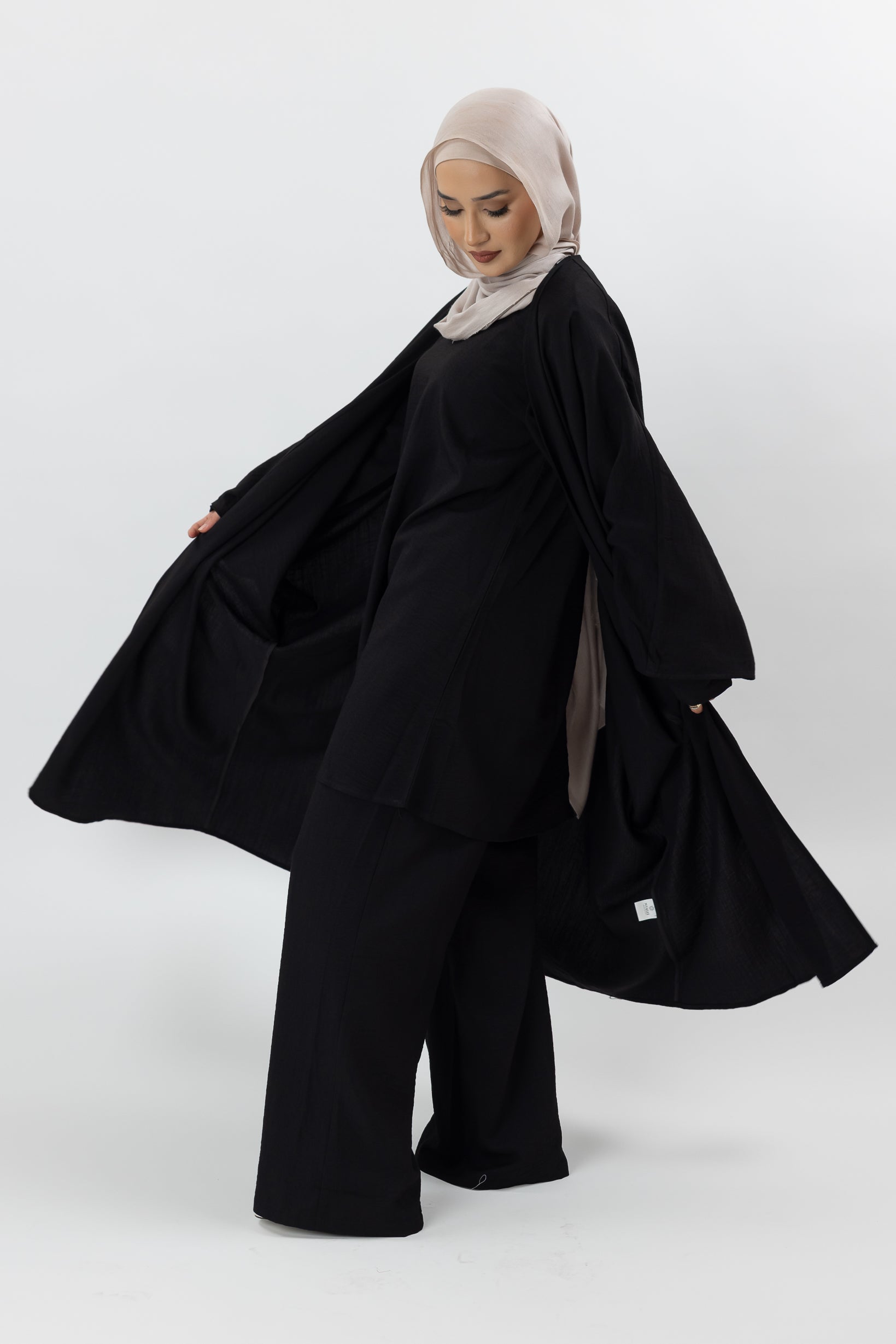 SM8560Black-top-pants-cardigan-set