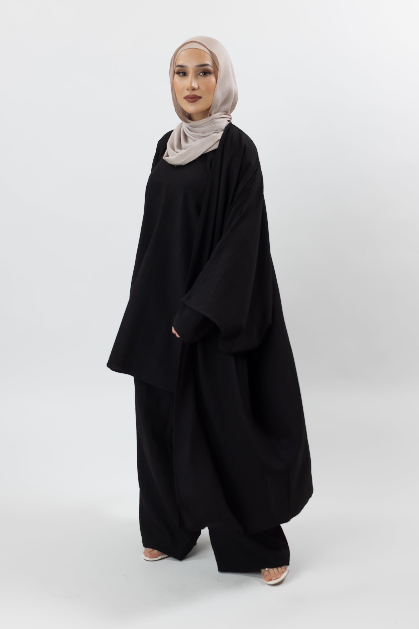 SM8560Black-top-pants-cardigan-set