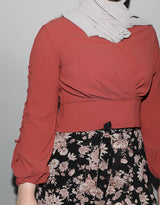 Cross over Cropped Top -  Modelle