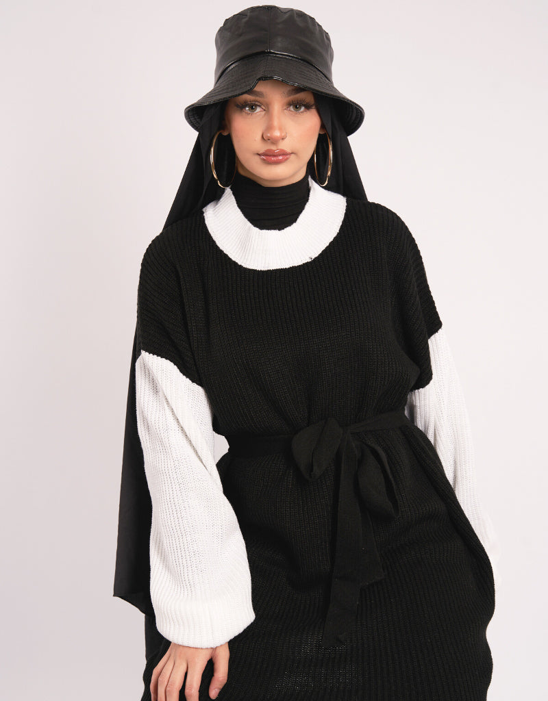 KN00067BlackWhite-knit-top