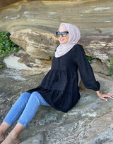 M00168Black-top-blouse