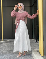M00195White-skirt