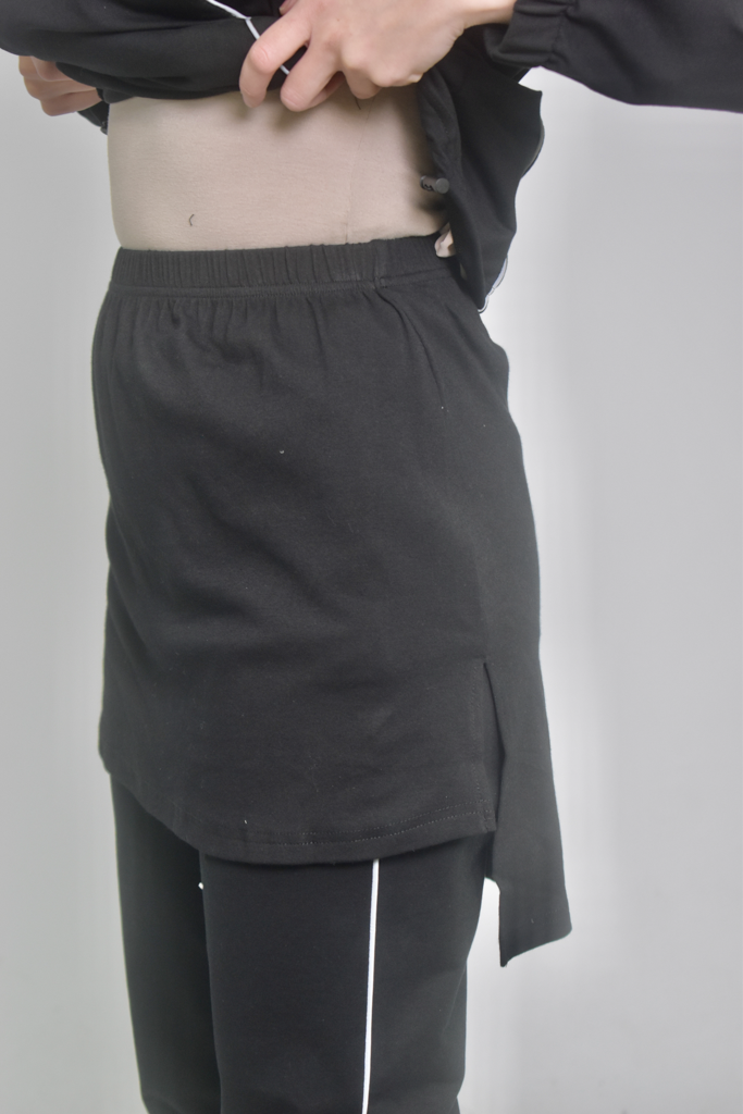 M7696Black-skirt