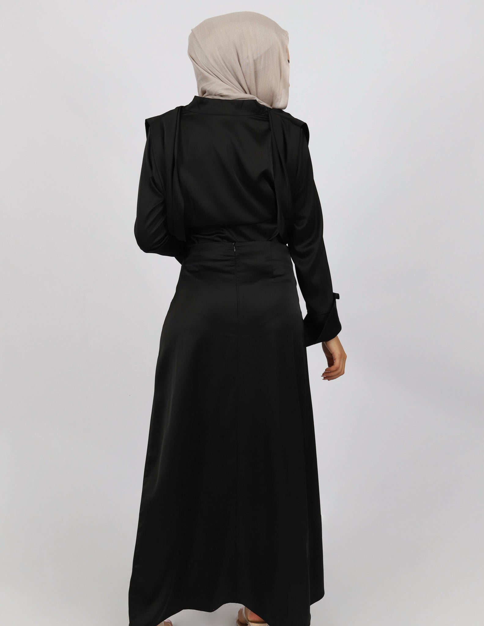 M7726Black-blouse-top