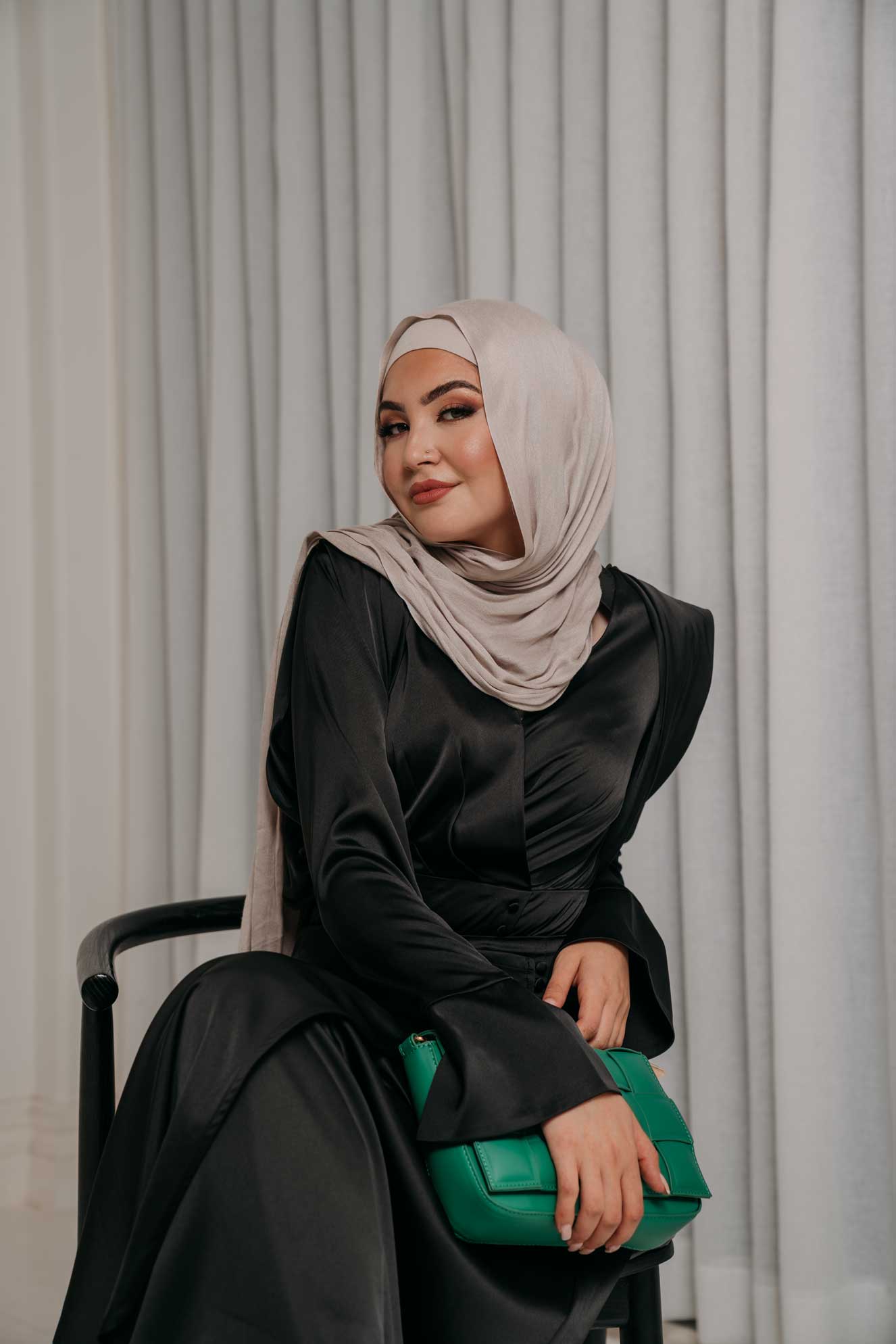 M7726Black-blouse-top