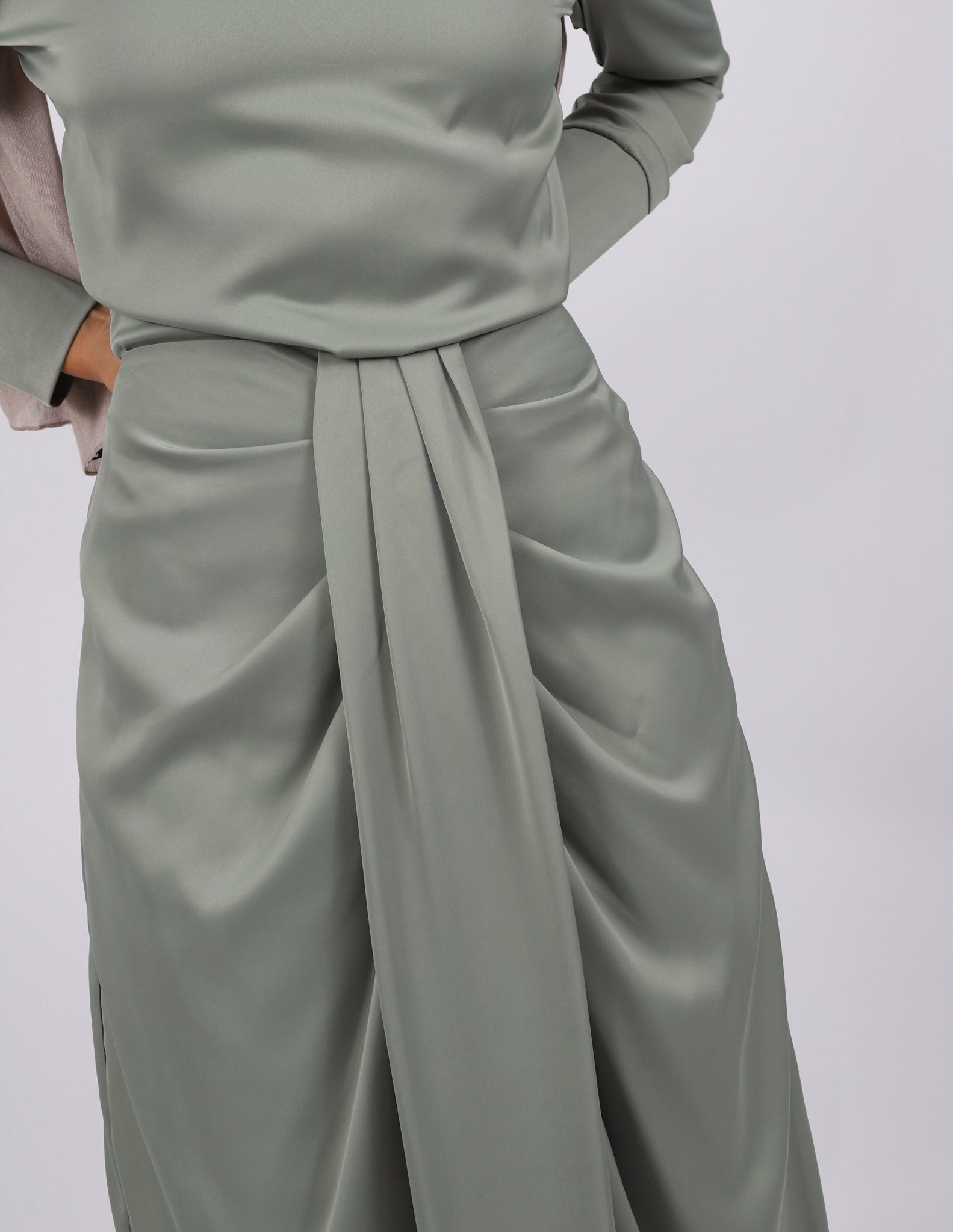M7768Sage-skirt
